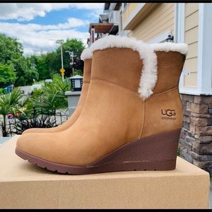 Ugg Devorah Waterproof Suede Wedge Booties Ugg Devorah Ankle Boot